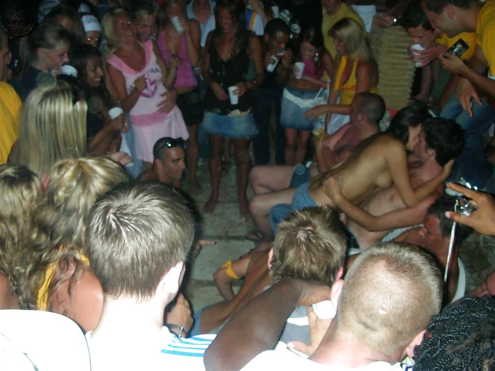 18P Amateur Blowjob Competition #rec Public Group Sex