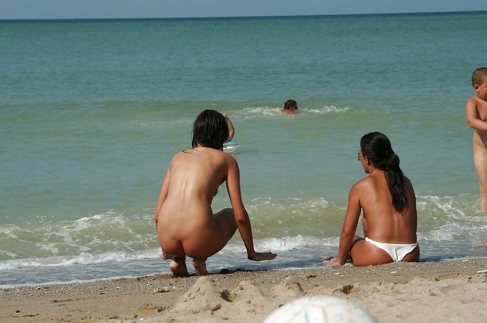 25P Amateur teens by ocb-beachA part2end