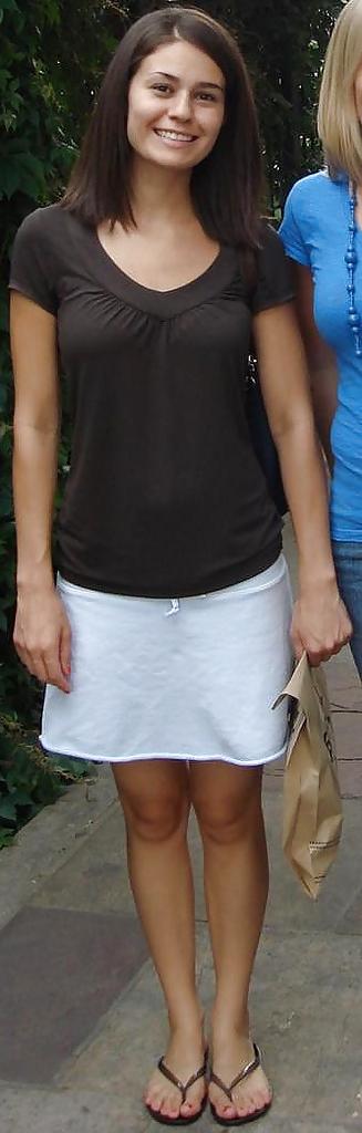 22P Amateur legs and feet 2  (non-nude)