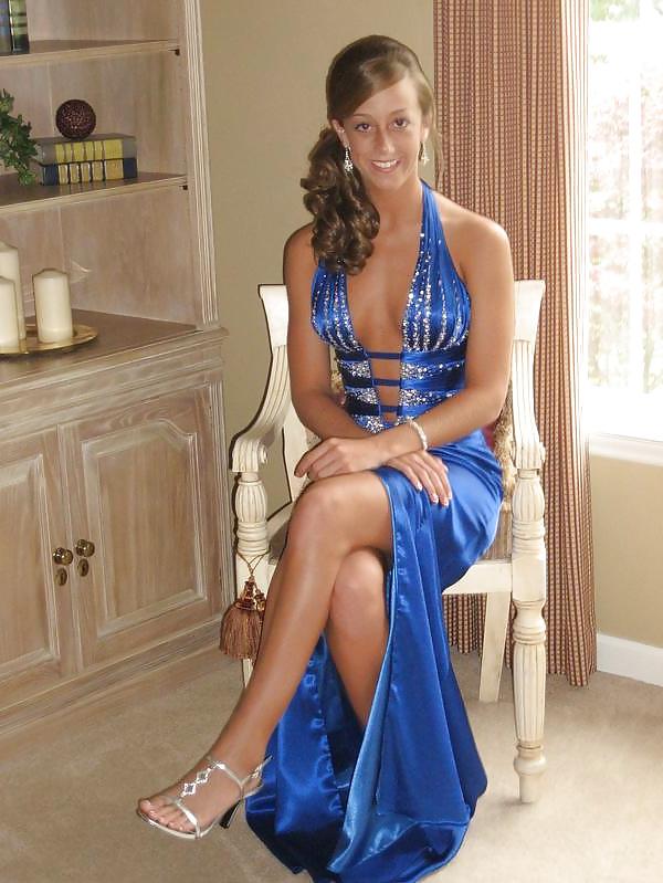 22P Amateur legs and feet 2  (non-nude)