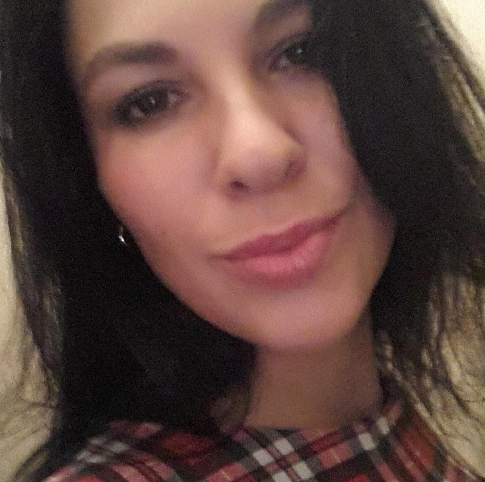 25P Horny Mia from Belgium