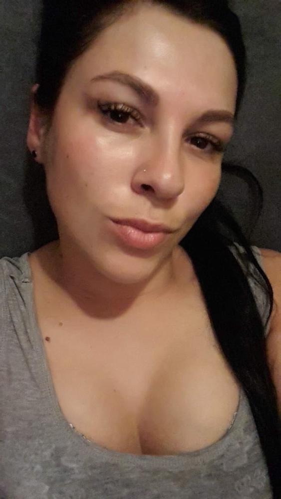 25P Horny Mia from Belgium