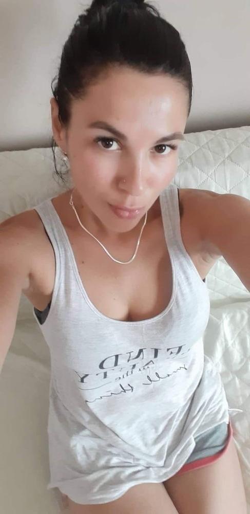 25P Horny Mia from Belgium