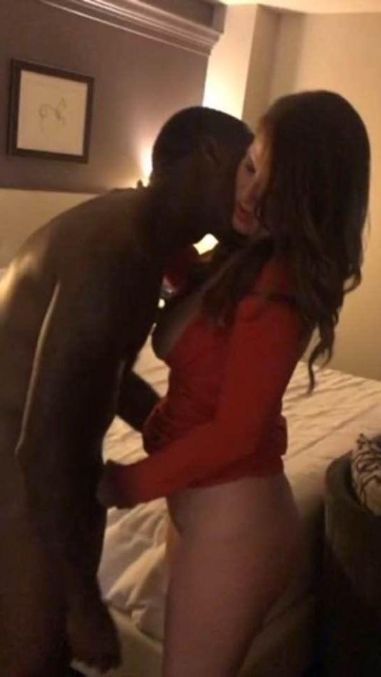 8P Cuckold gives his wife to a young bbc