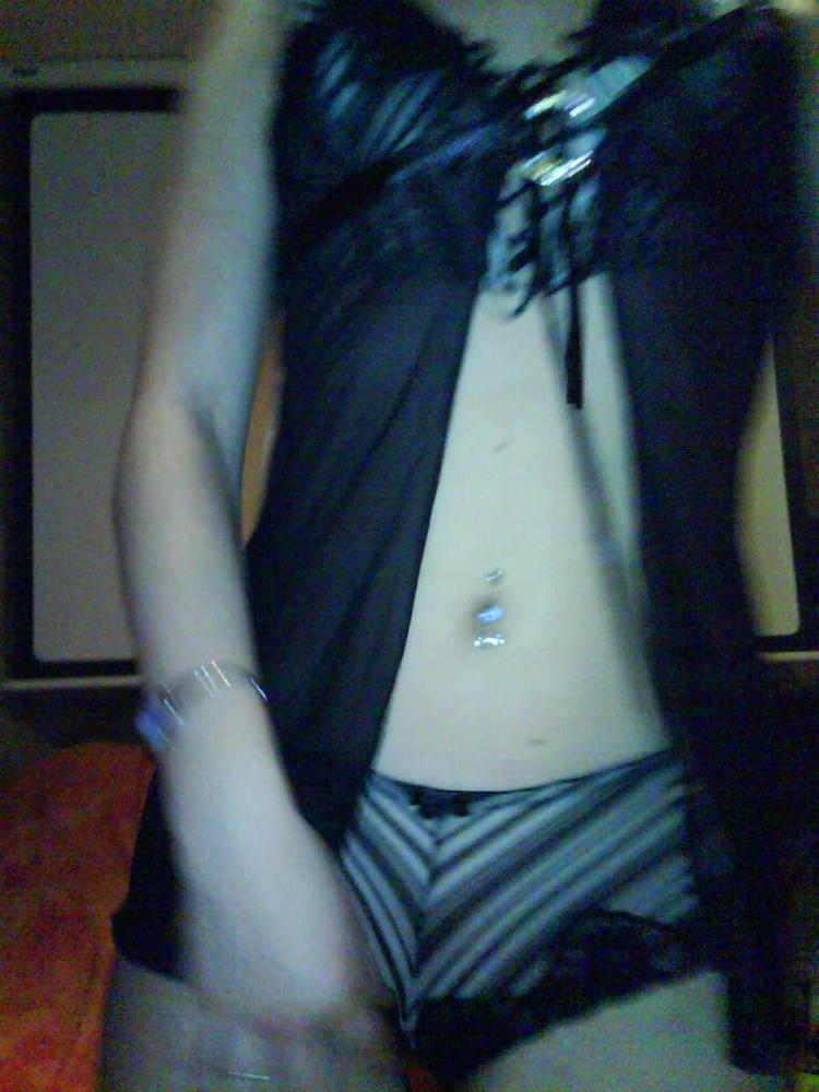 25P Milf Wife Sucking Cock