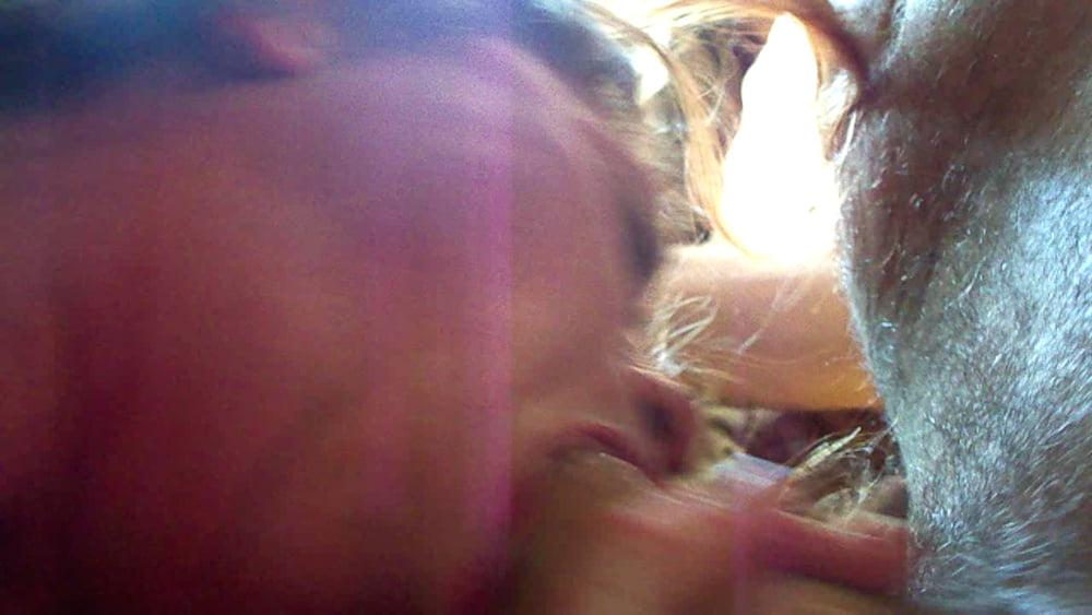 25P Amature Milf Sucking