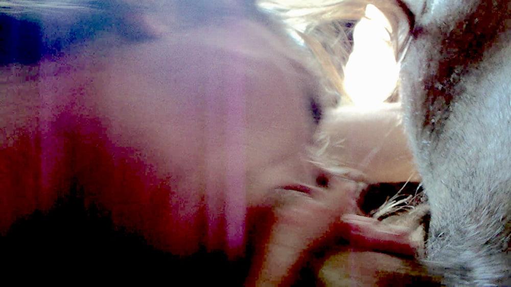25P Amature Milf Sucking