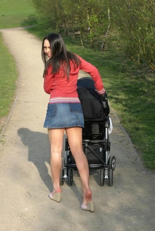 25P Natasha UK sexy wife, mother and model