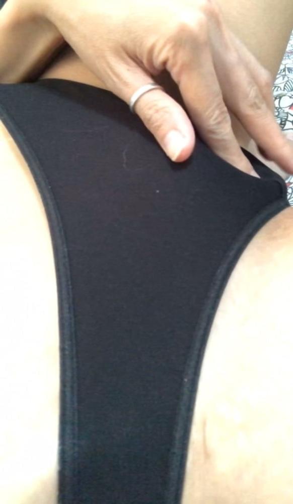 25P Married but showing off