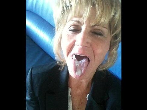 25P Granny Blows Best