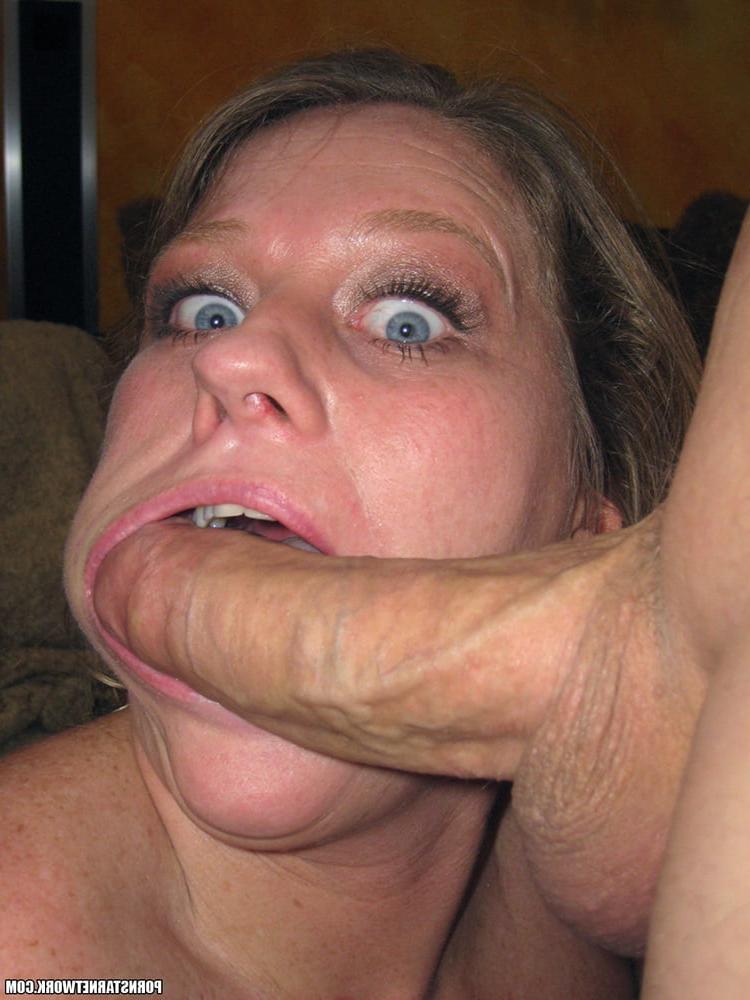 25P Bimbos Sucking Dick 2