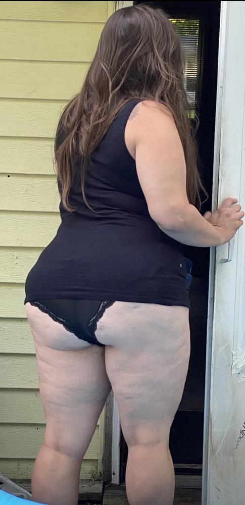 25P Cuntry Poolside Blowjob (oYo)