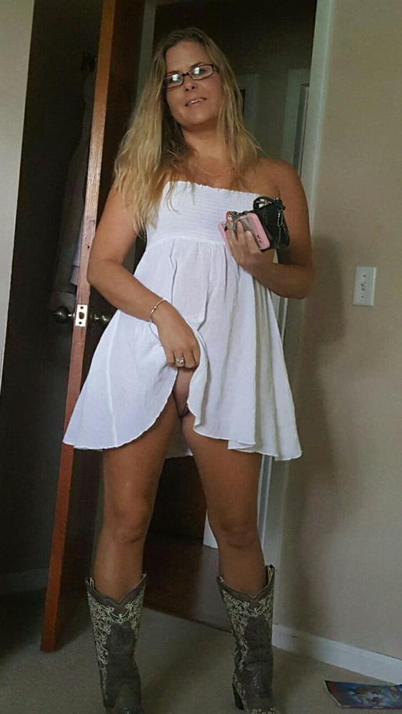 25P Kat the slutwife