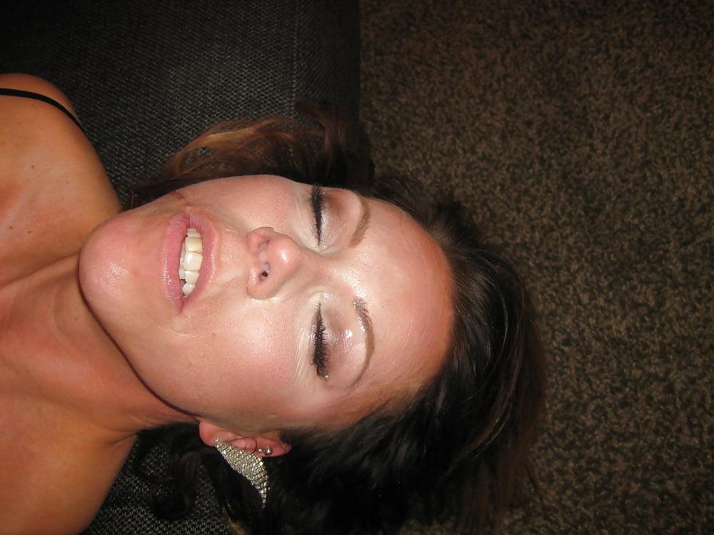 25P AMATEUR HOTWIFE