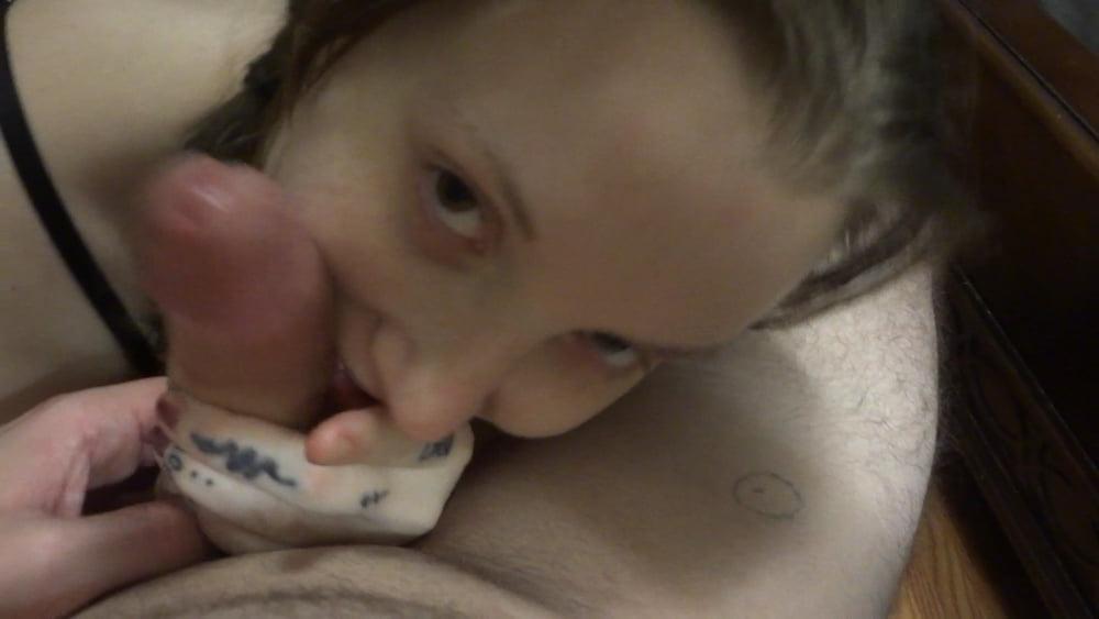 25P Horny slut loves sucking dick