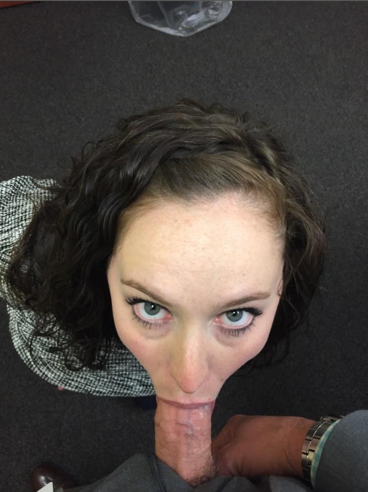 25P Look up while you suck