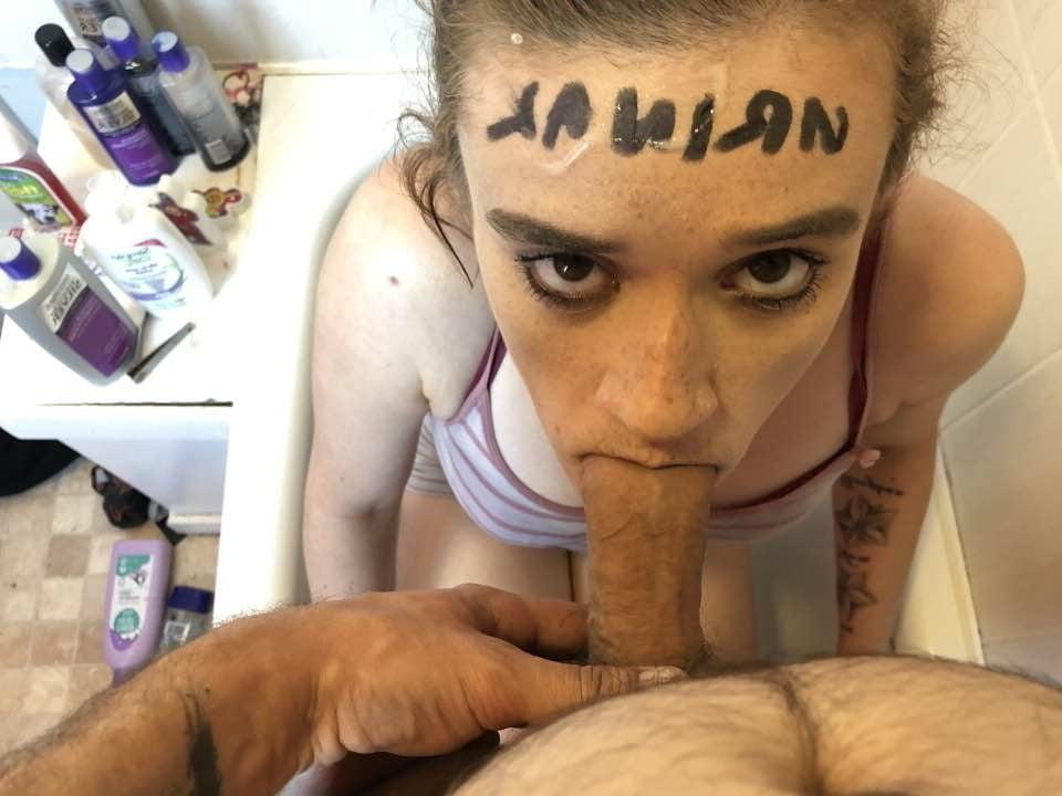 25P Look up while you suck