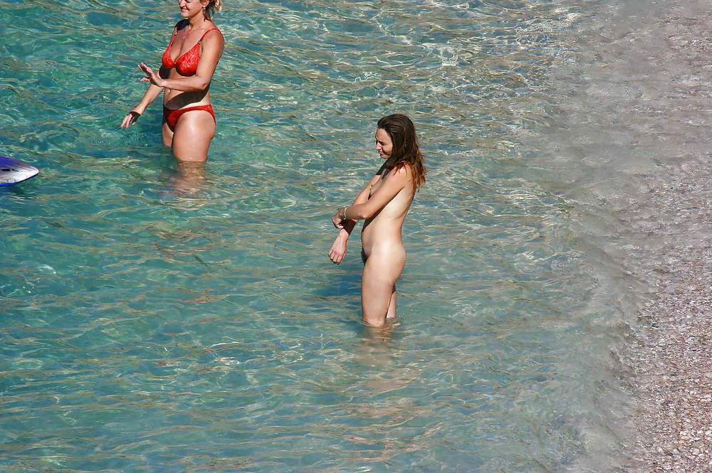 25P Amateur teens by ocb-beachI part2