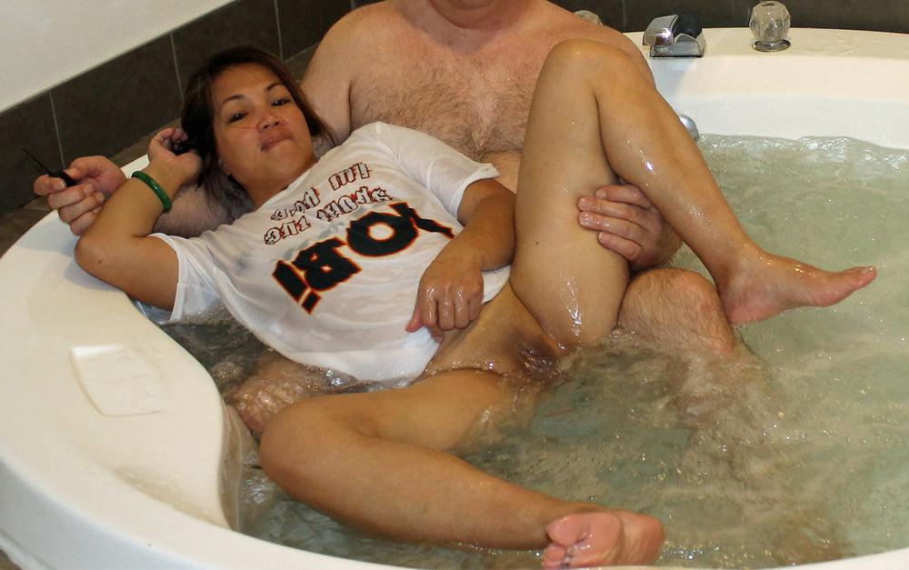 25P Sarah Marquette Hotel and hot tub