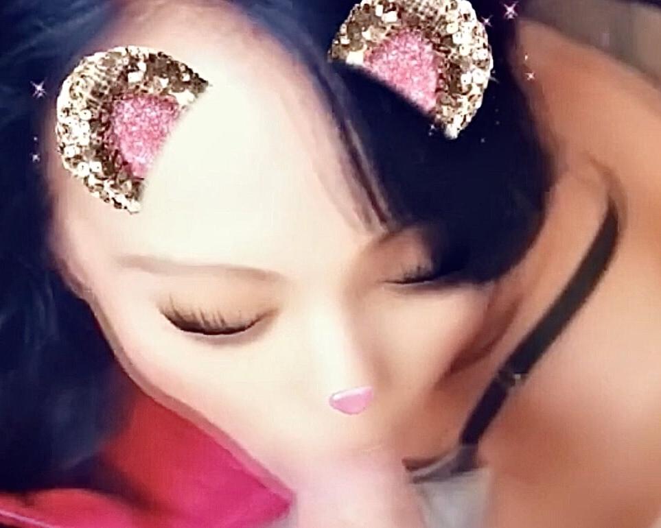 13P Slut Sucks Large Shaft