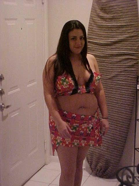 25P Slut Julie