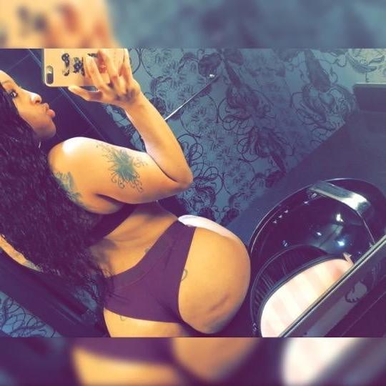 24P Red Skinned American Woman