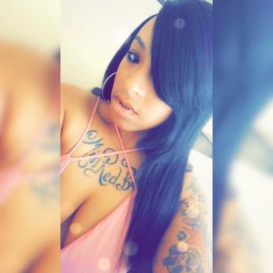 24P Red Skinned American Woman