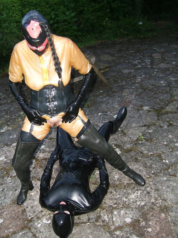 25P Rubber granny plays with some cocks