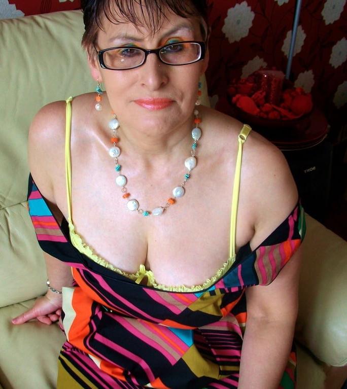 25P Thickasabricks Internet Find 253