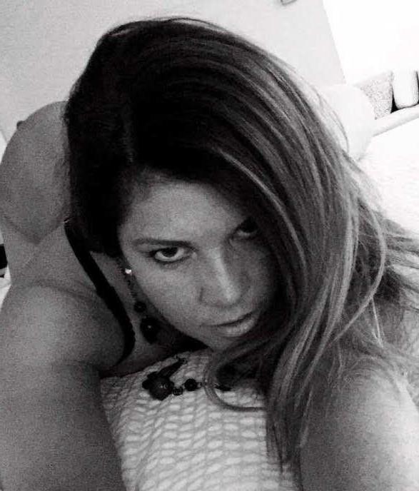 18P Divorced Mom Exposed as the Slut She Is