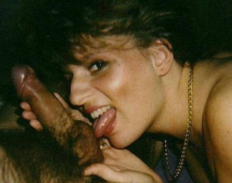 25P Pics I Like 2325 - We Love Your Balls
