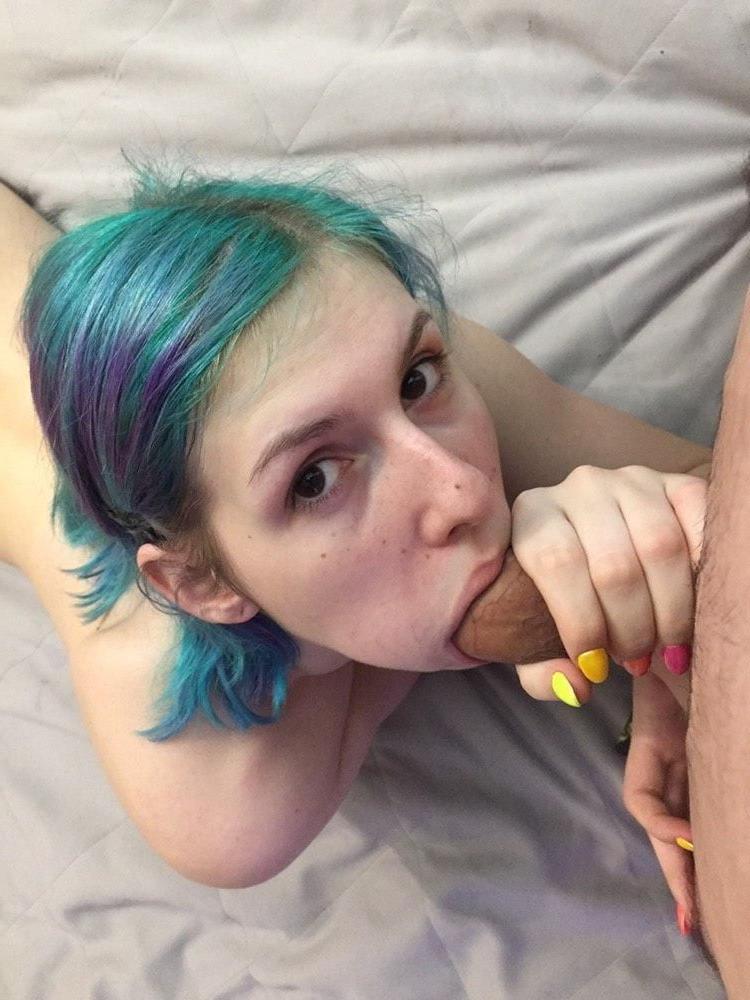 25P Websluts exposed 1