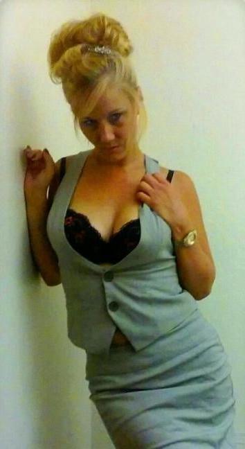 25P Random Hoes 4