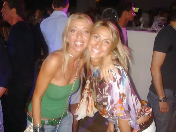 25P Amateur blonde milf