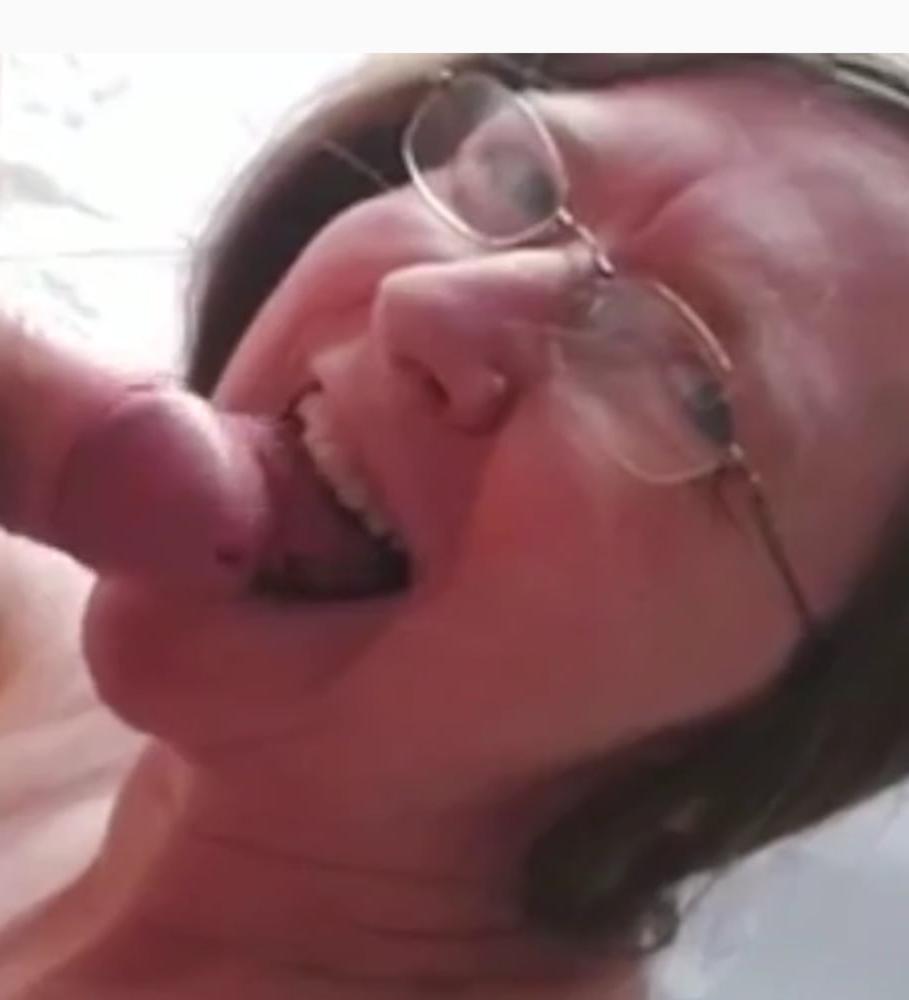 25P grannies  love to give blow jobs