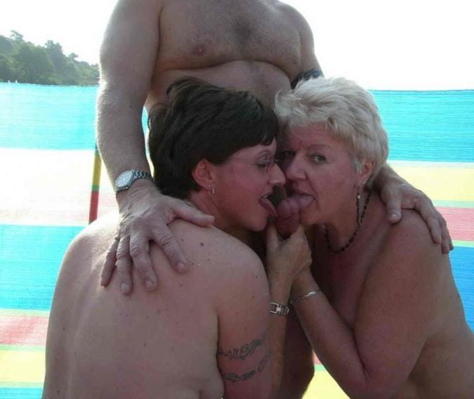 25P Pics I Like 2295 - Older Ladies