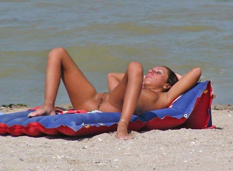 25P Amateur teens by ocb-beachH part3end