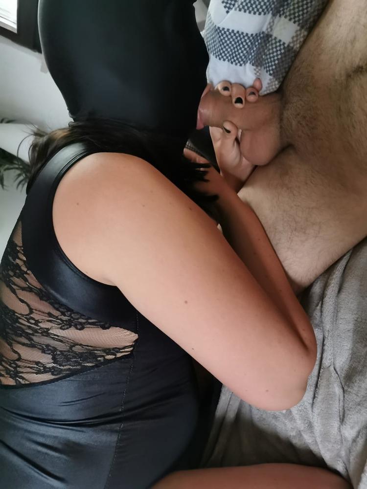 25P Amateur couple