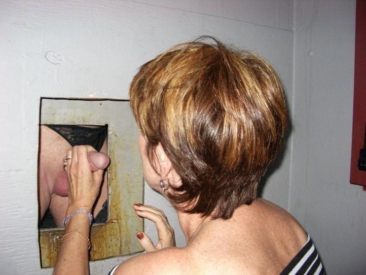 25P Pics I Like 2258 - Gloryholes
