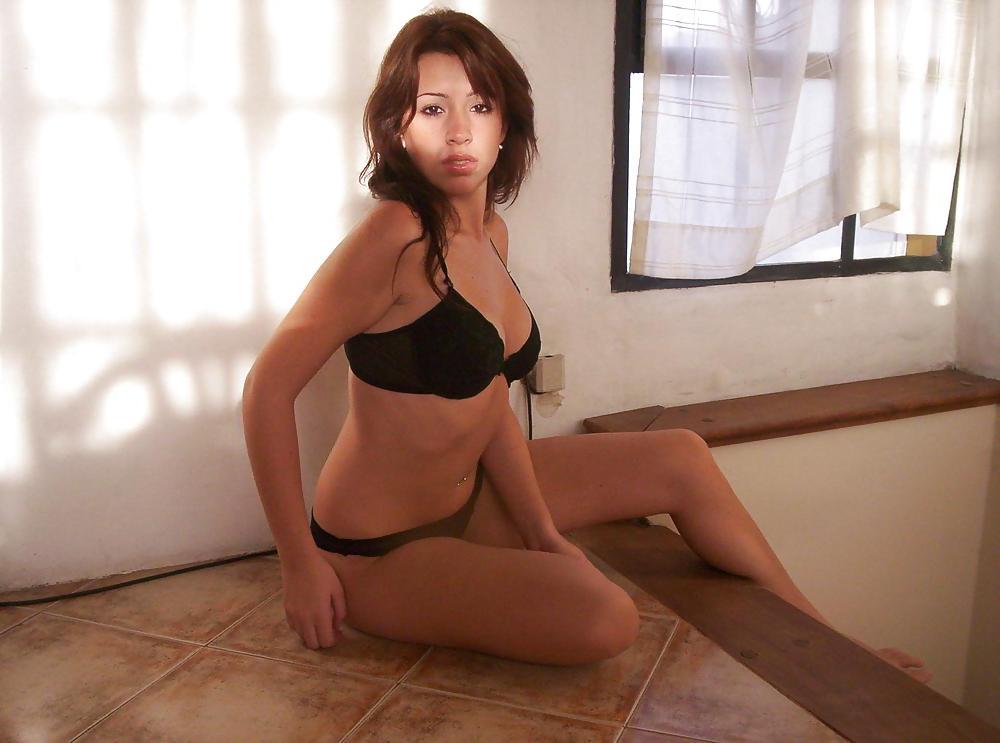 25P MELINA - Argentinia Amateur in Lingerie