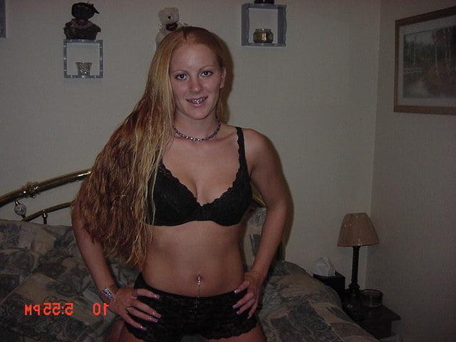 25P Girls like to suck and fuck which 1 first