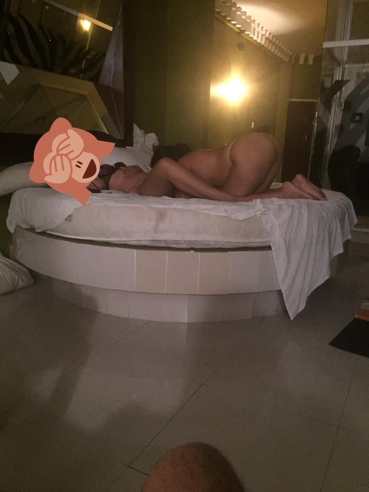 25P LESBIAN SWINGERS