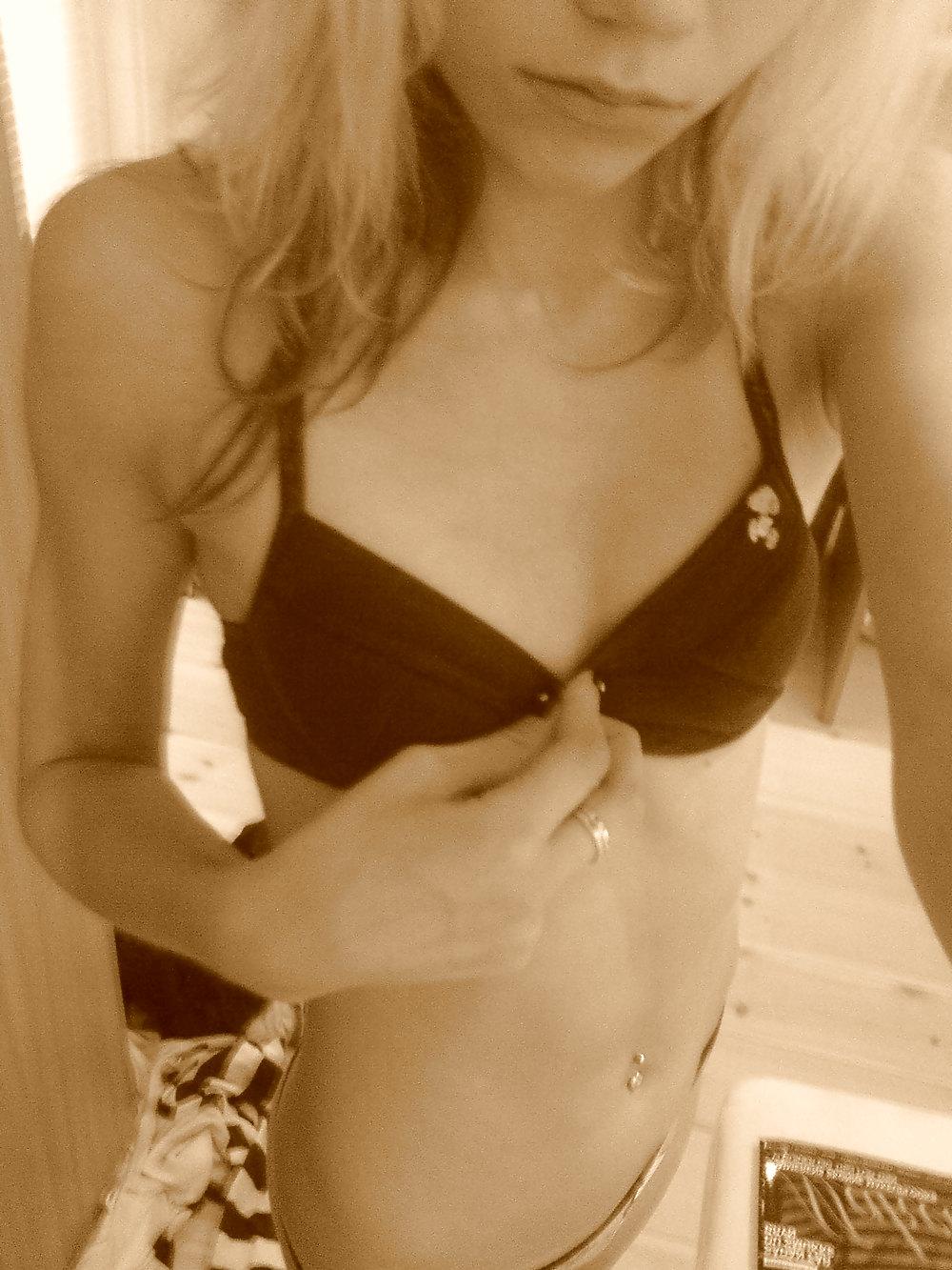17P German Amateur Babe