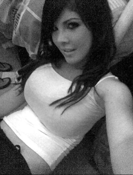 23P Cute young teen amateur babes !