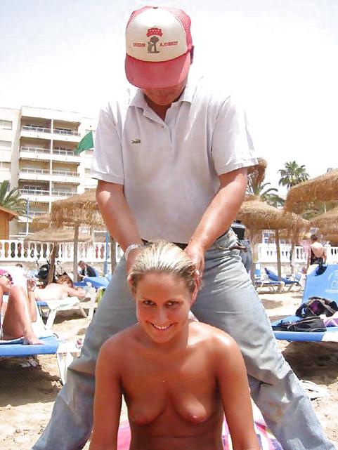 25P Topless amateur beach honeys