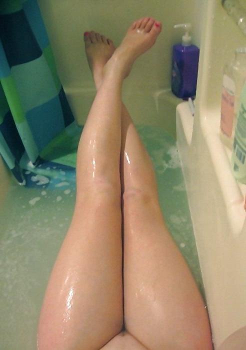 25P Awesome Amateur Teen Feet Part XXII
