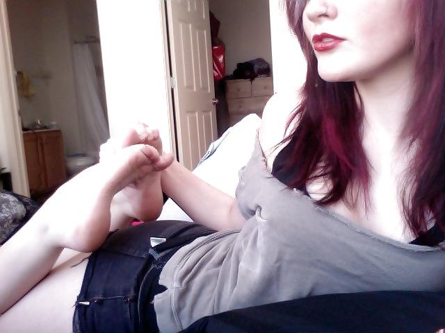 25P Awesome Amateur Teen Feet Part XXII