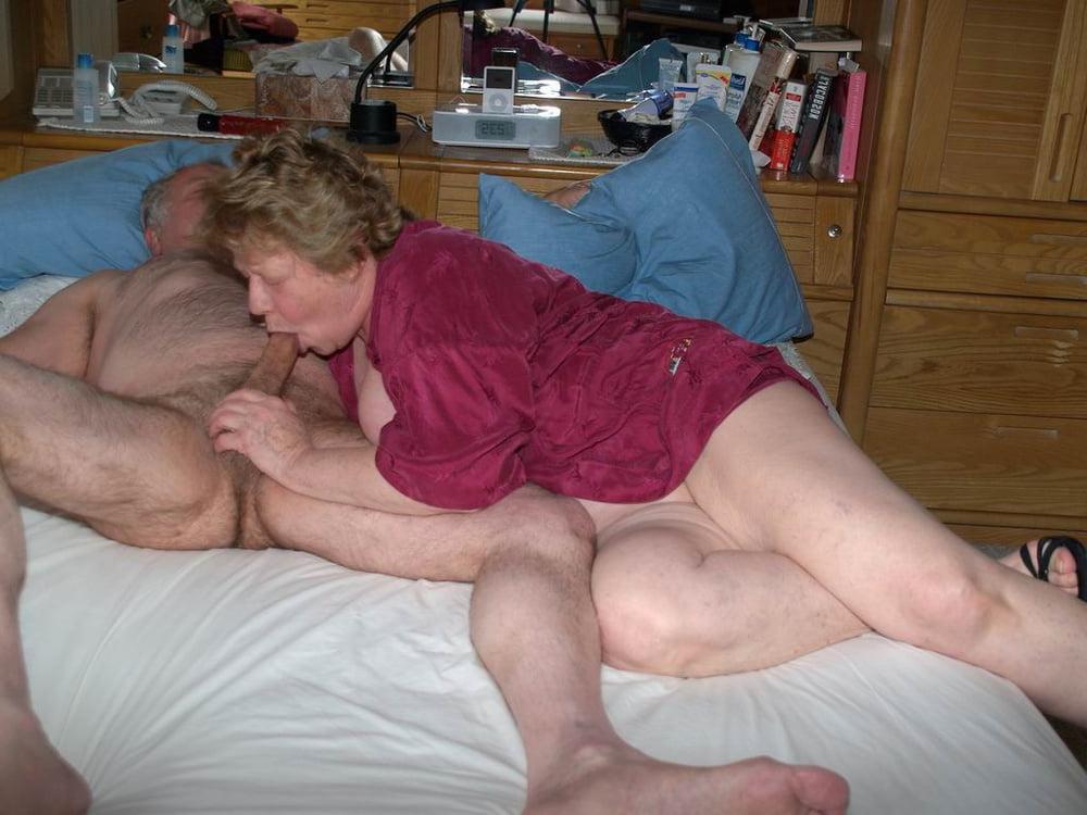 25P Older and hot 024 (Blowjob)