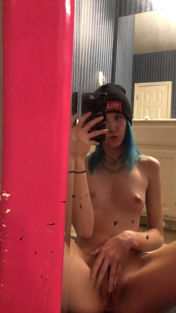 25P Amateur sluts 015
