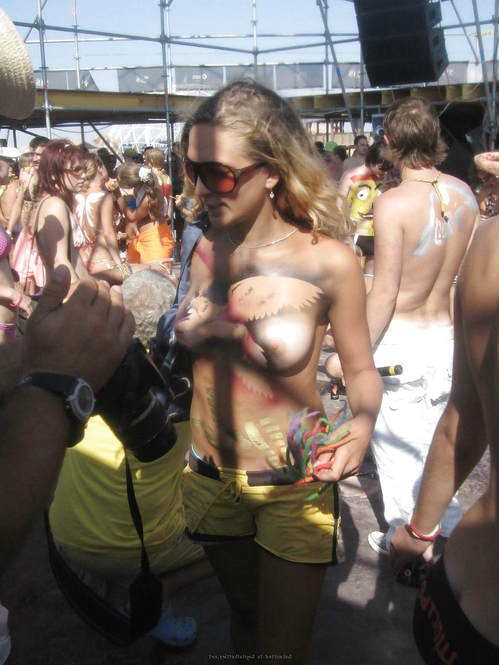 25P AMATEUR MIX - GIRLS COUPLES & SEX (Lupus23)